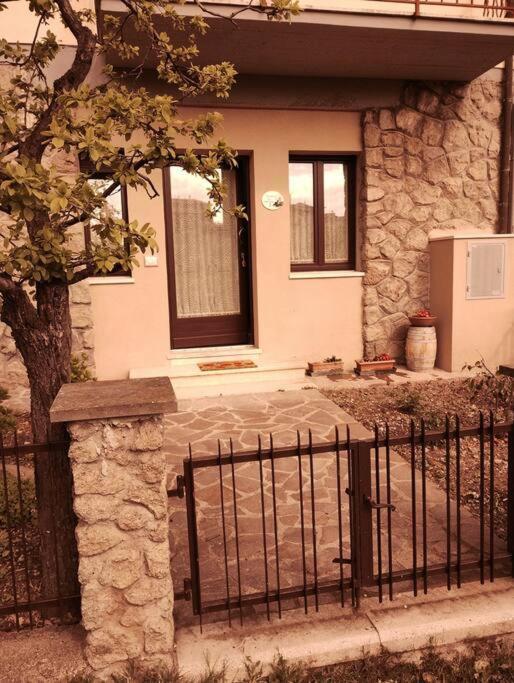 شقة La Casina Di Nonna Giulia Castiglione dʼOrcia المظهر الخارجي الصورة